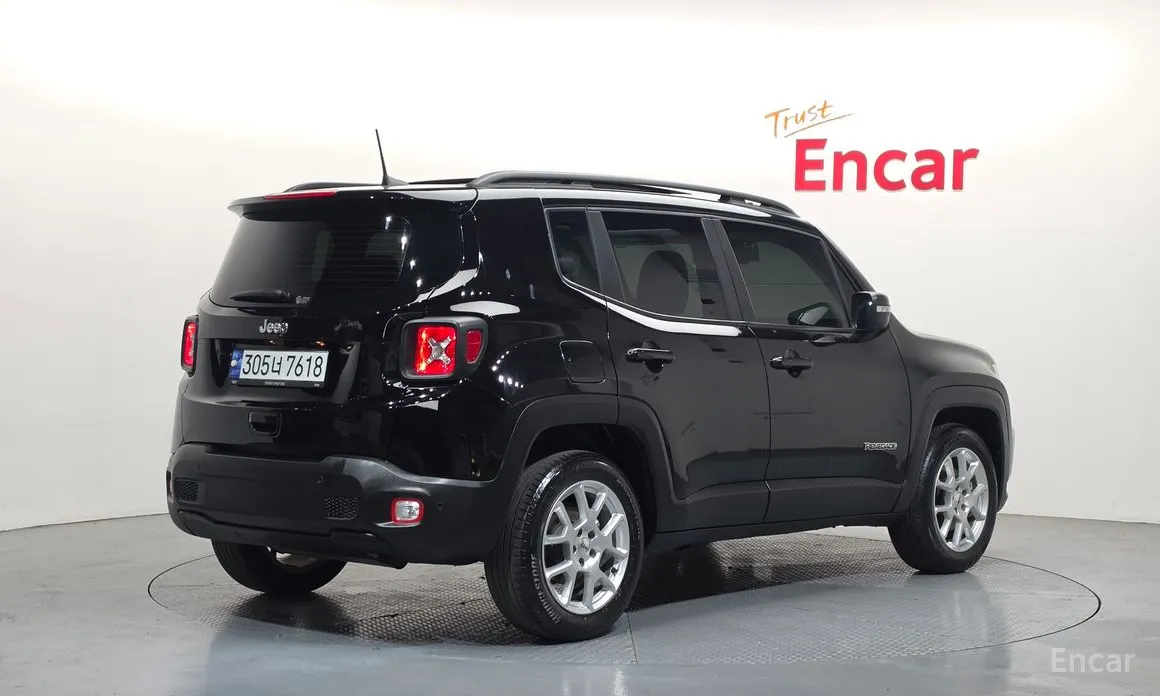 صورة 2 - Jeep Renegade