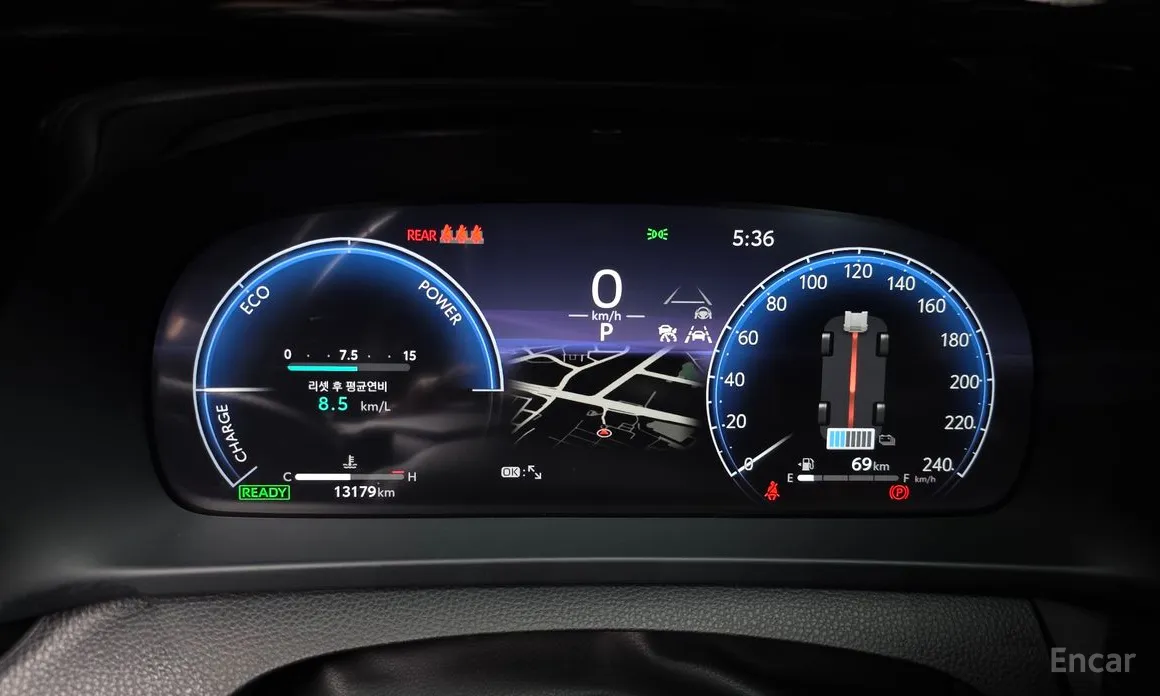 Toyota Crown 2023 2.4 4WD Dual Boost HYbrid