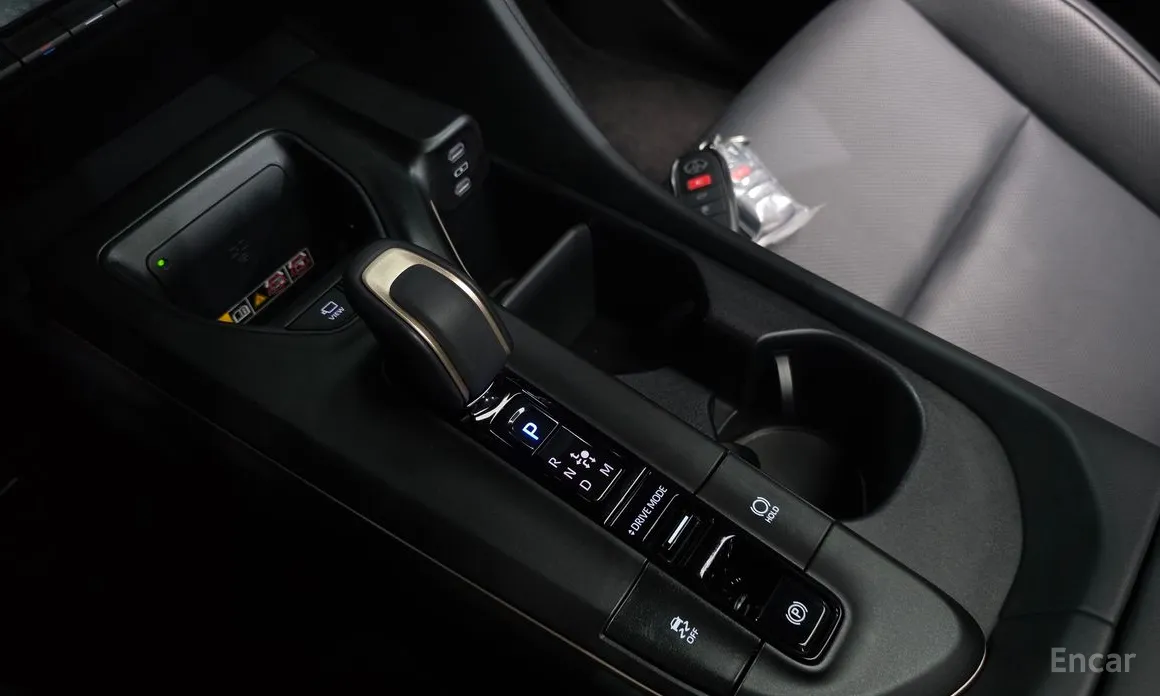 Toyota Crown 2023 2.4 4WD Dual Boost HYbrid