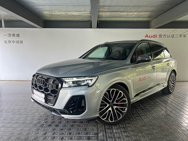 Фото 1 - Audi SQ7