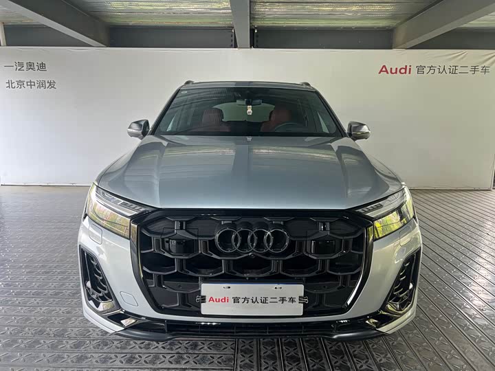 Фото 2 - Audi SQ7
