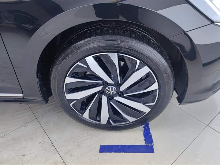 Фото 6 - Volkswagen Passat