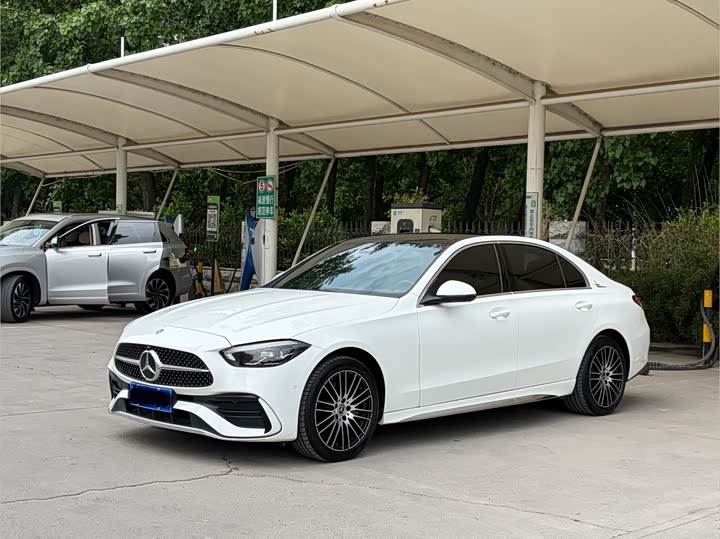 Фото 1 - Mercedes-Benz C-Class