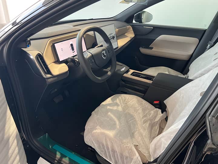 Volvo XC70 Hybrid 2026 2026款 四驱超长续航Plus