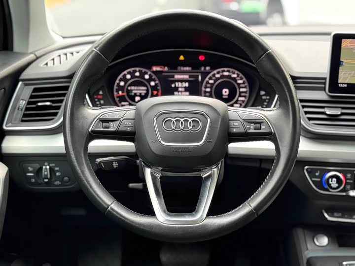 Audi Q5L 2020 2020款 改款 40 TFSI 荣享时尚型