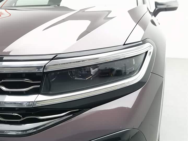 Фото 7 - Volkswagen Talagon