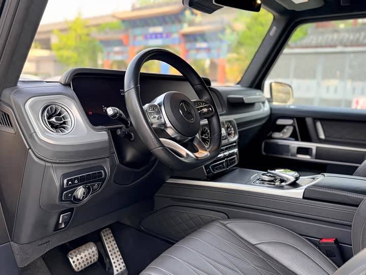 Фото 6 - Mercedes-Benz G-Class