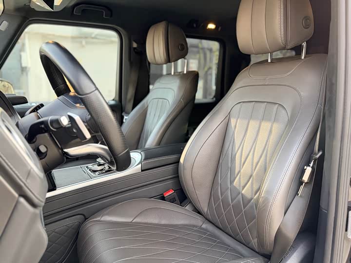 Фото 7 - Mercedes-Benz G-Class