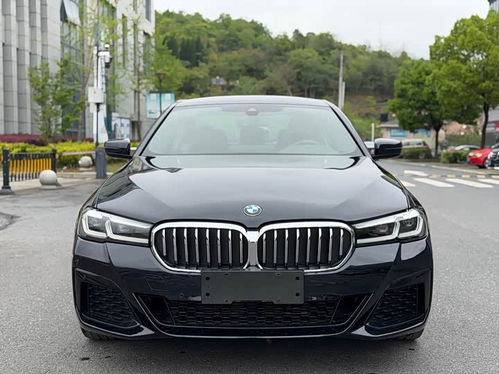 Zdjęcie 2 - BMW 5 Series