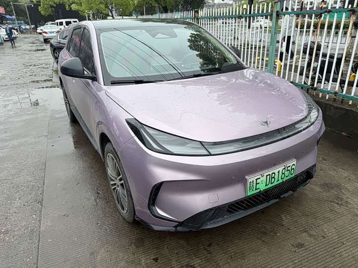 2025 BAIC Arcfox T1