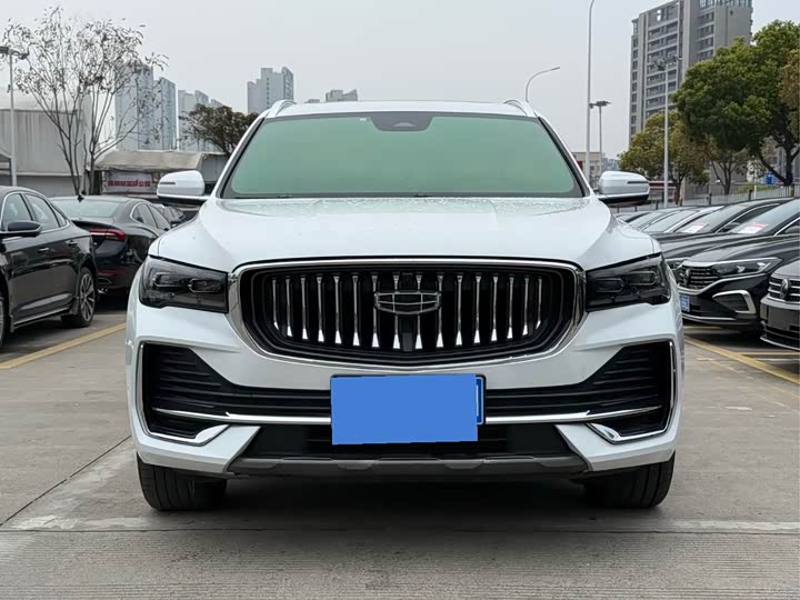Photo 2 - Geely Monjaro