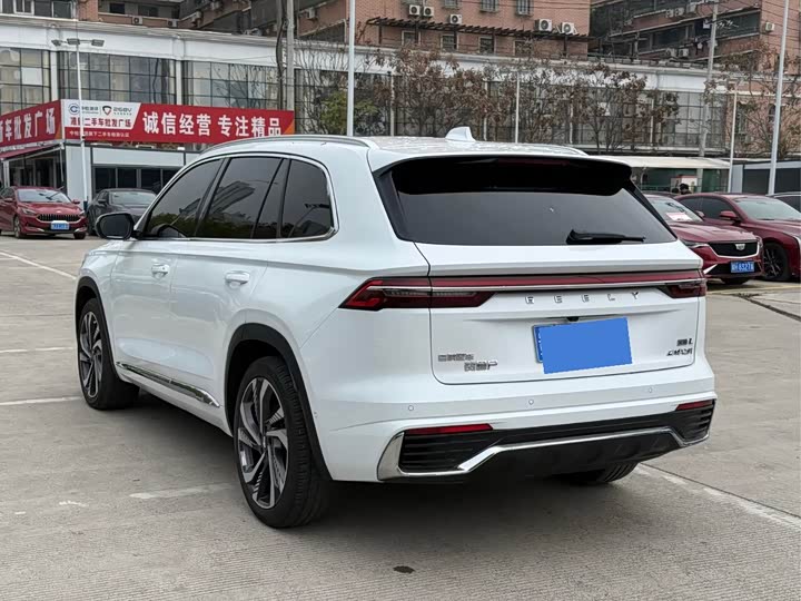 Photo 4 - Geely Monjaro