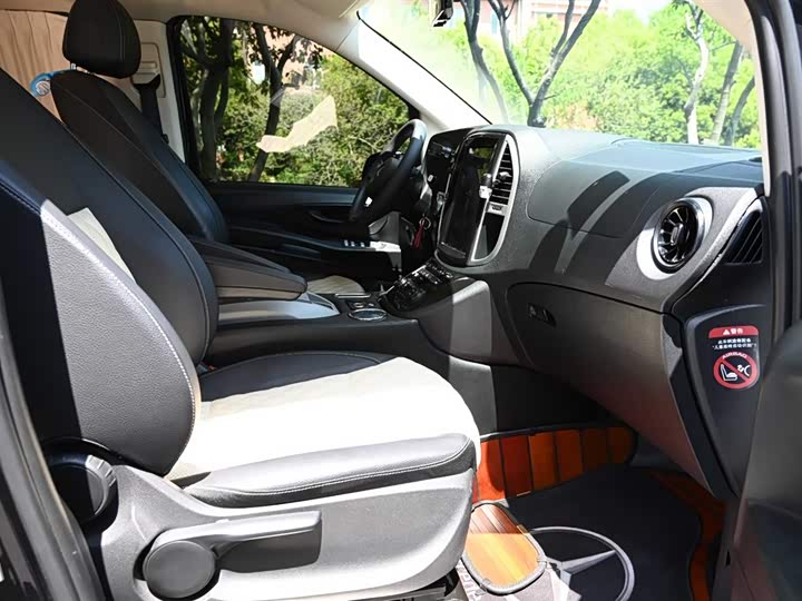 Zdjęcie 7 - Mercedes-Benz Vito