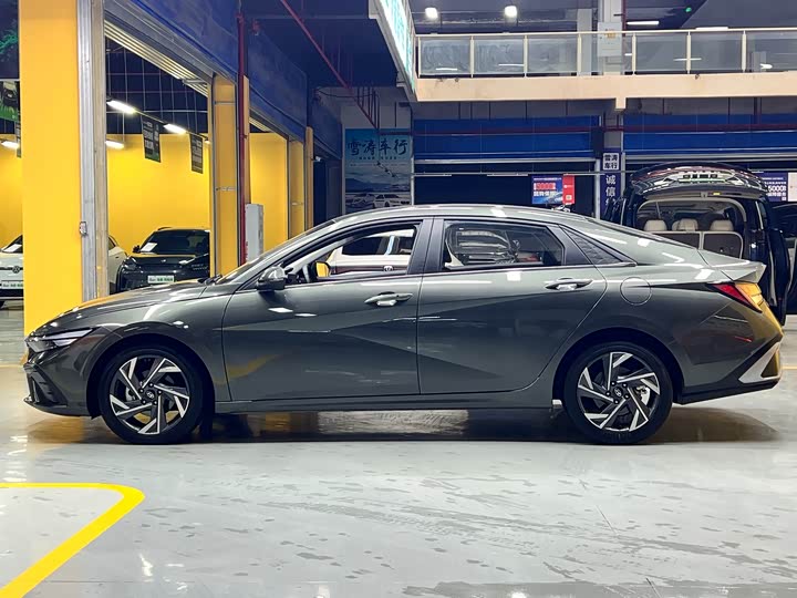 Hyundai Elantra N line 2023 2023款 1.5L CVT LUX尊贵版