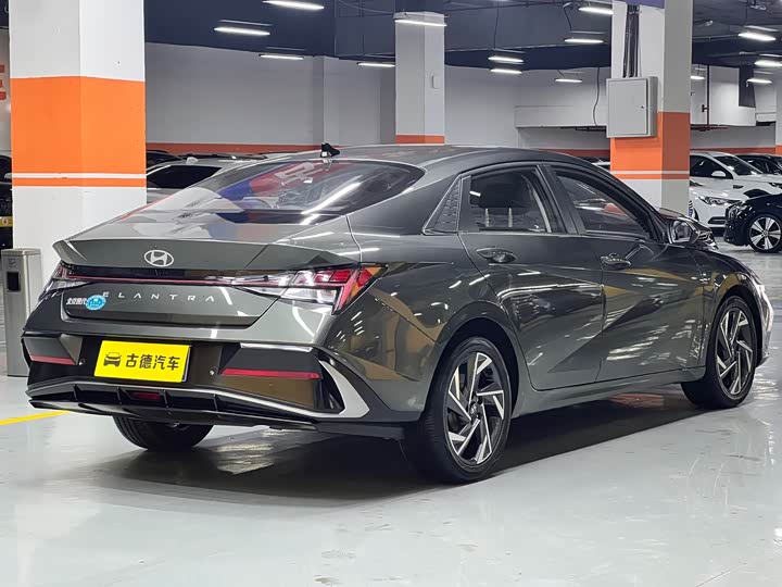 Hyundai Elantra N line 2023 2023款 1.5L CVT LUX尊贵版