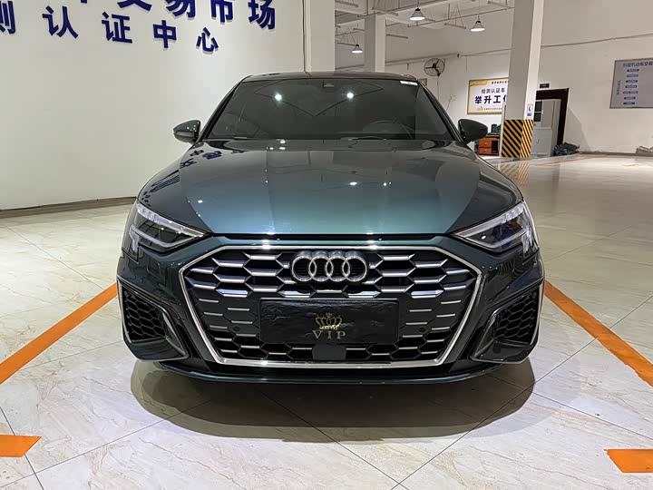 Фото 2 - Audi A3