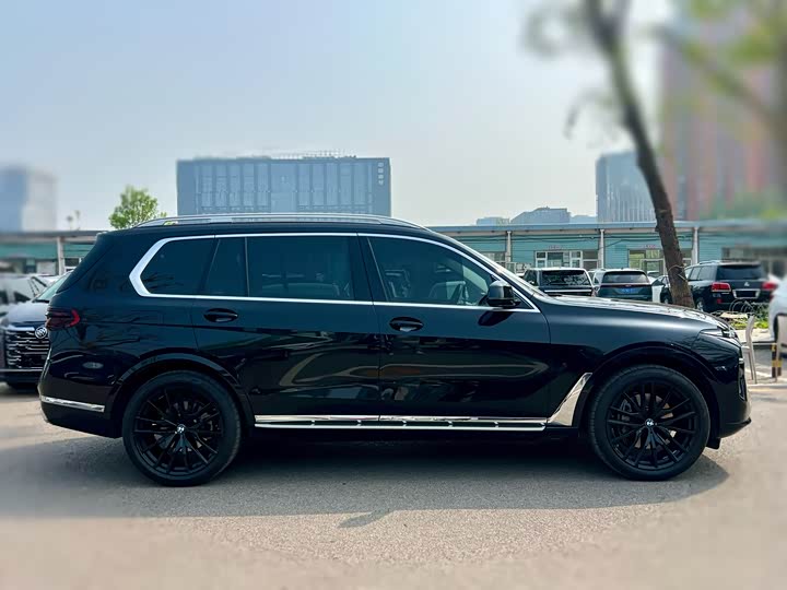 BMW X7 2023 2023款 xDrive40i 领先型豪华套装