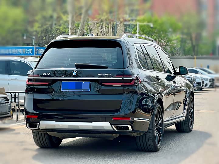 BMW X7 2023 2023款 xDrive40i 领先型豪华套装