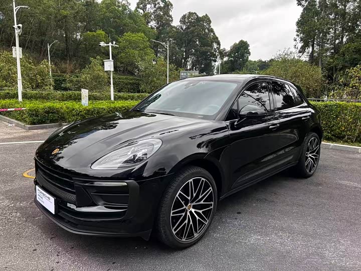 Фото 1 - Porsche Macan