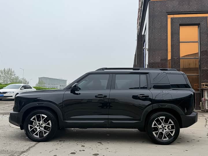 BAIC Beijing BJ30 2026 2026款 旅行家 1.5T 混动标准版