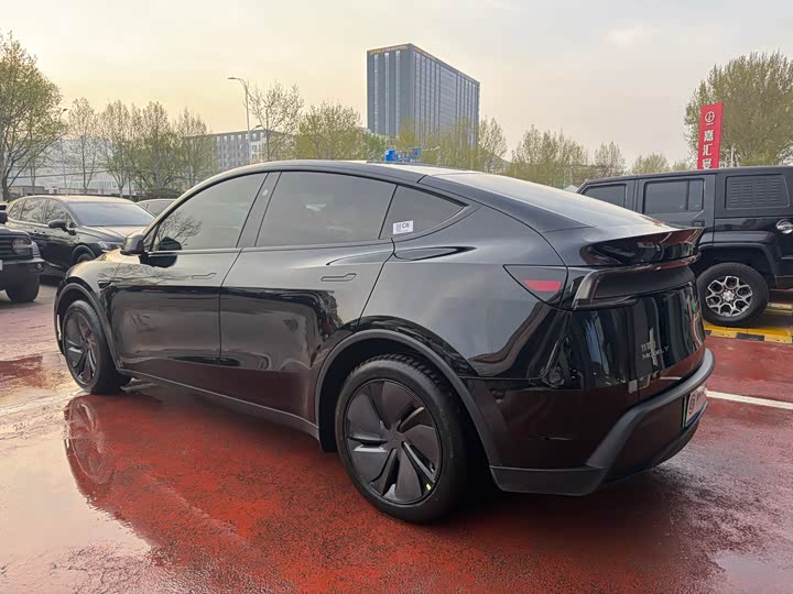 Tesla Model Y 2026 2026款 后轮驱动版