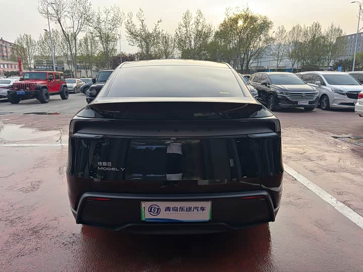 Tesla Model Y 2026 2026款 后轮驱动版