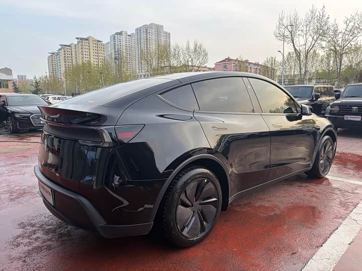 Tesla Model Y 2026 2026款 后轮驱动版
