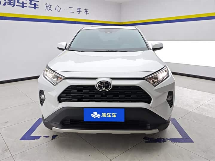 صورة 2 - Toyota RAV4