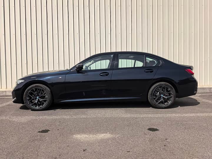BMW 3 Series 2025 2025款 330Li M运动曜夜套装