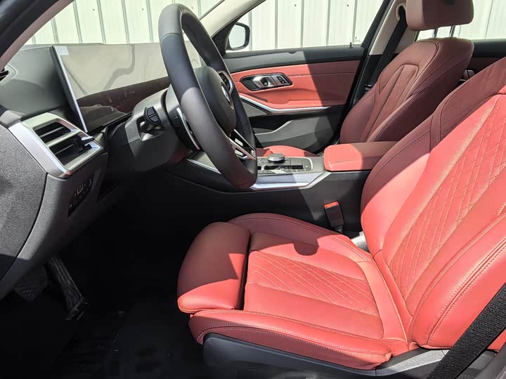 BMW 3 Series 2025 2025款 330Li M运动曜夜套装