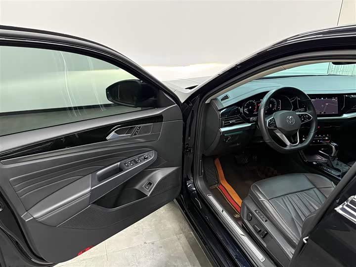 Фото 6 - Volkswagen Passat