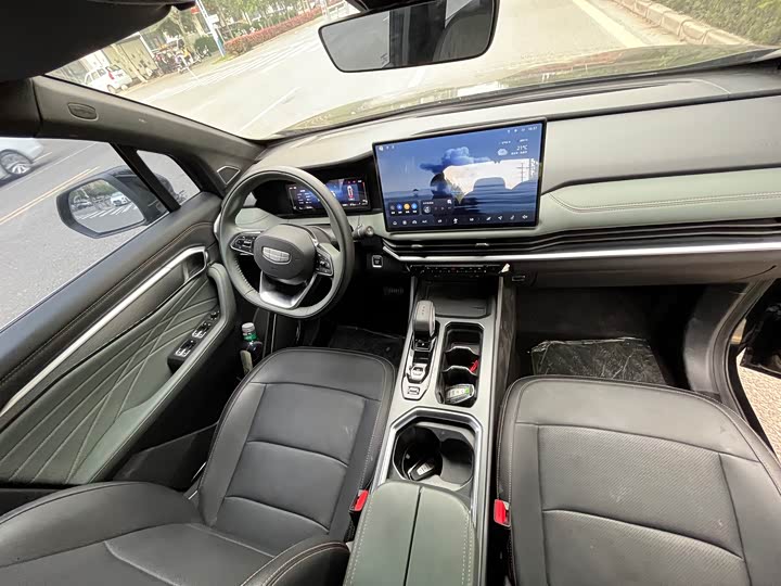 Geely Okavango L 2024 2024款 2.0T DCT旗舰型