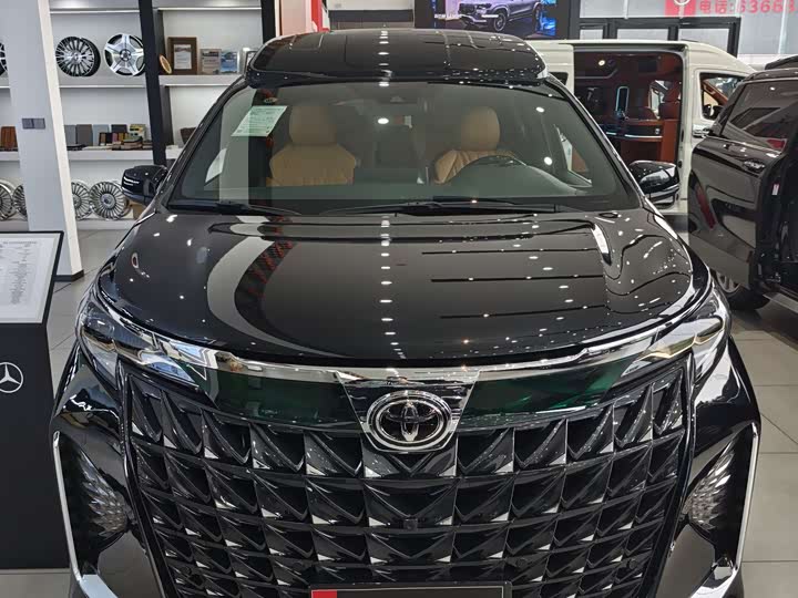 Toyota Granvia 2026 2026款 2.5L混动 尊爵MAX四驱版