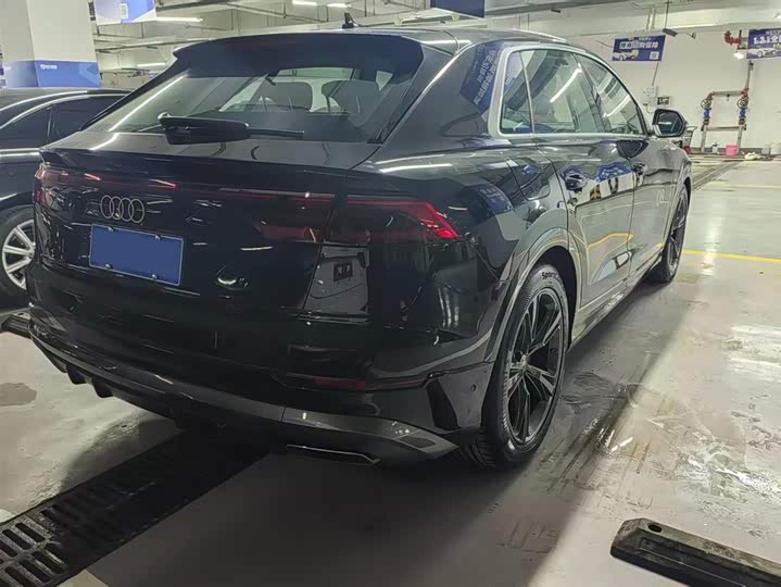 2024 Audi Q8
