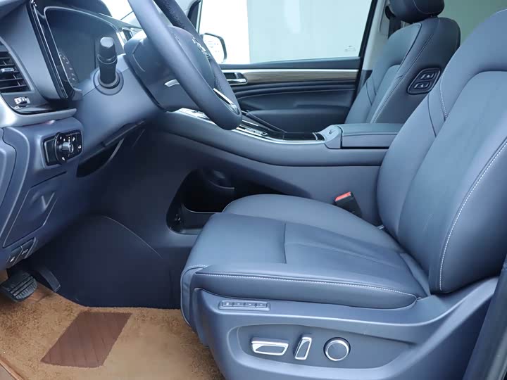 Фото 5 - GAC Trumpchi M8