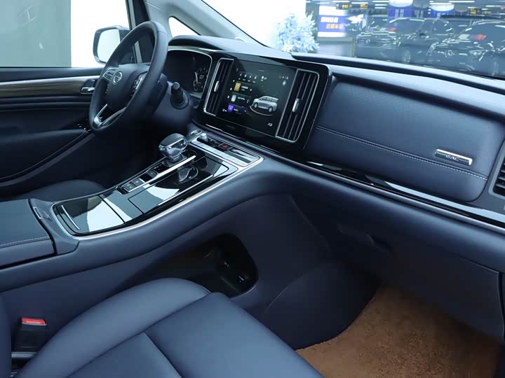 Фото 8 - GAC Trumpchi M8
