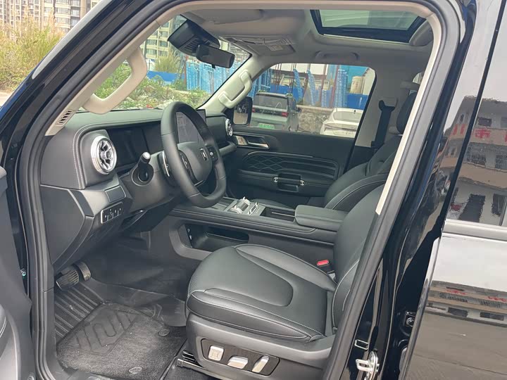 Tank 300 Hybrid 2025 2025款 Hi4-T 37.1kWh