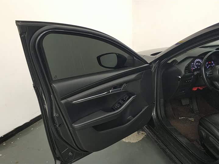 Фото 7 - Mazda 3 (Axela)