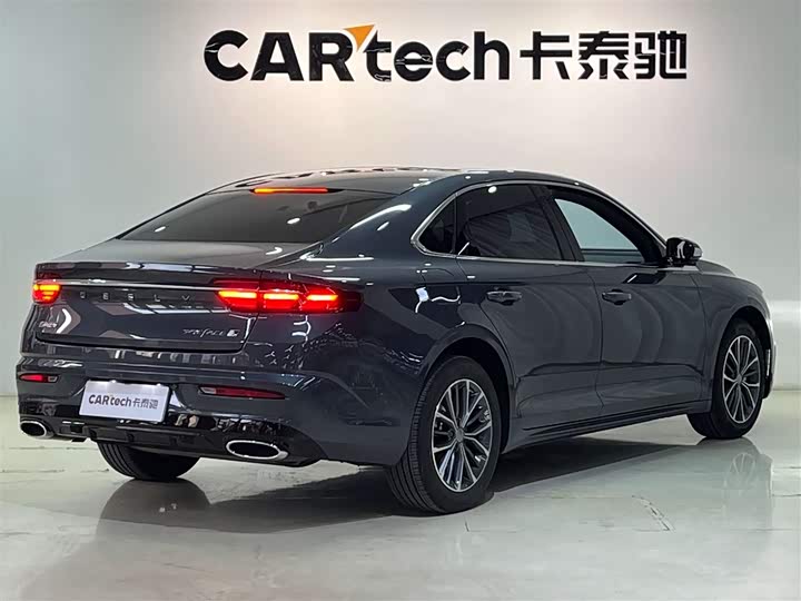 Фото 5 - Geely Preface