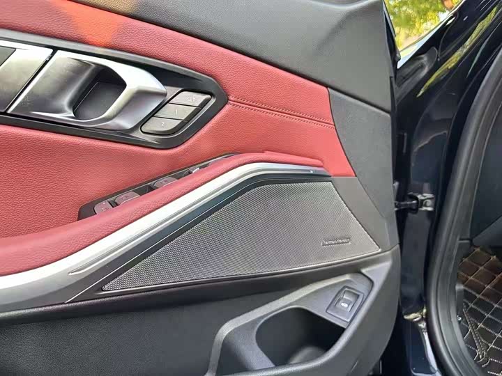 BMW 3 Series 2025 2025款 330Li M运动曜夜套装