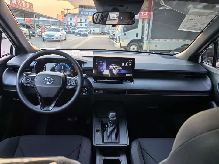 Toyota Corolla Cross 2026 2026款 2.0L 智能电混双擎 先锋版