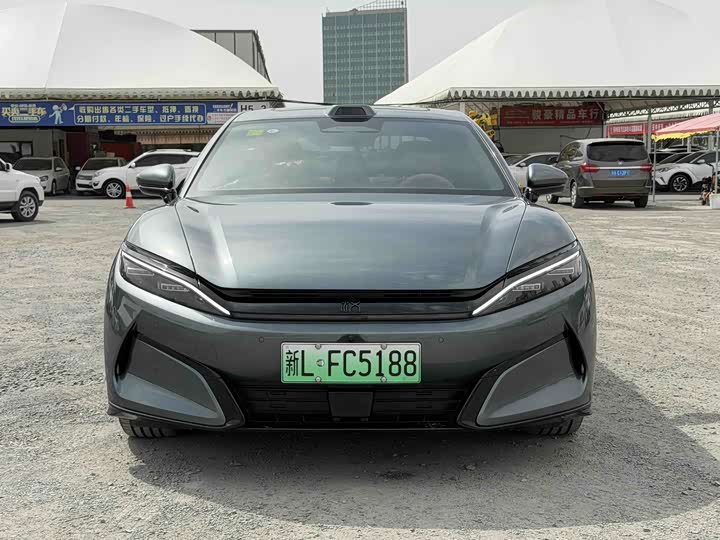 Фото 2 - BYD Han L