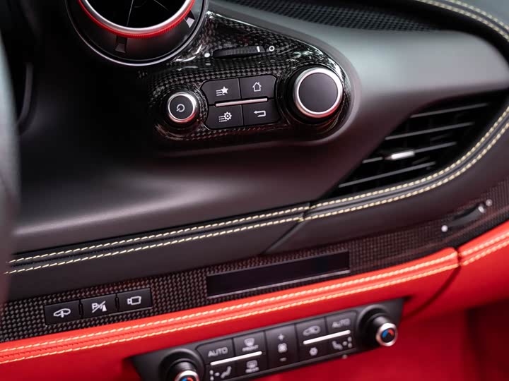 Ferrari F8 2020 2020款 Spider 3.9T V8