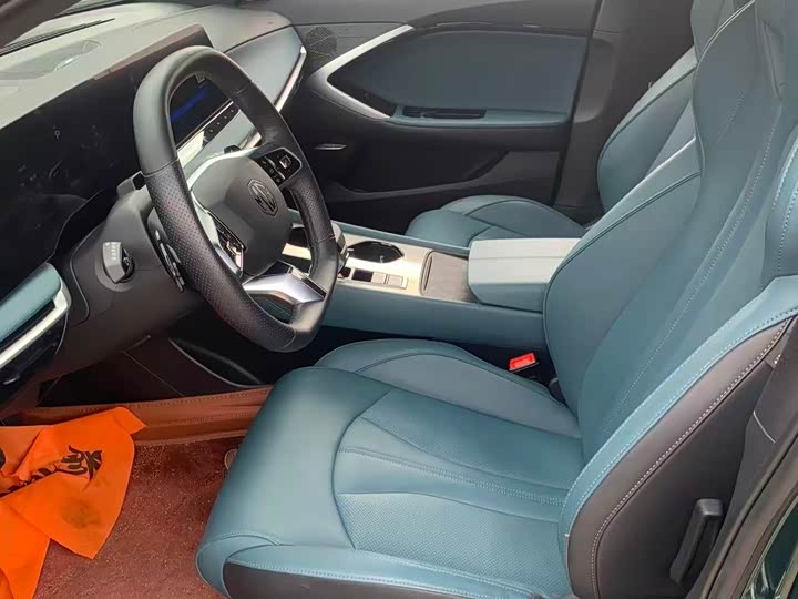 MG Motor 7 2025 2025款 2.0T Trophy+ 超级智驾版