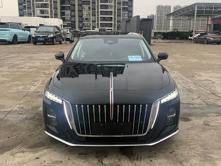 Фото 2 - Hongqi H5