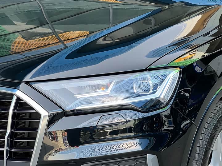 Zdjęcie 4 - Audi Q7