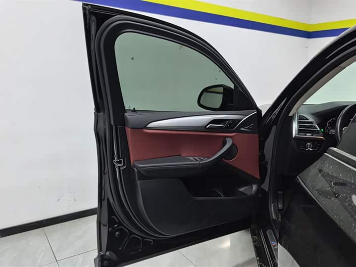 BMW X4 2022 2022款 xDrive 25i M运动套装