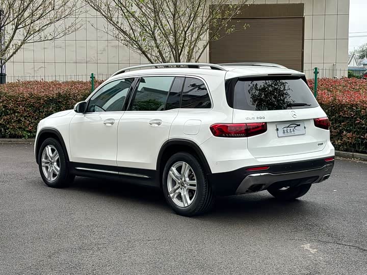 Photo 7 - Mercedes-Benz GLB-Class