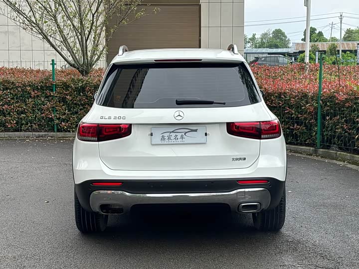 Photo 9 - Mercedes-Benz GLB-Class