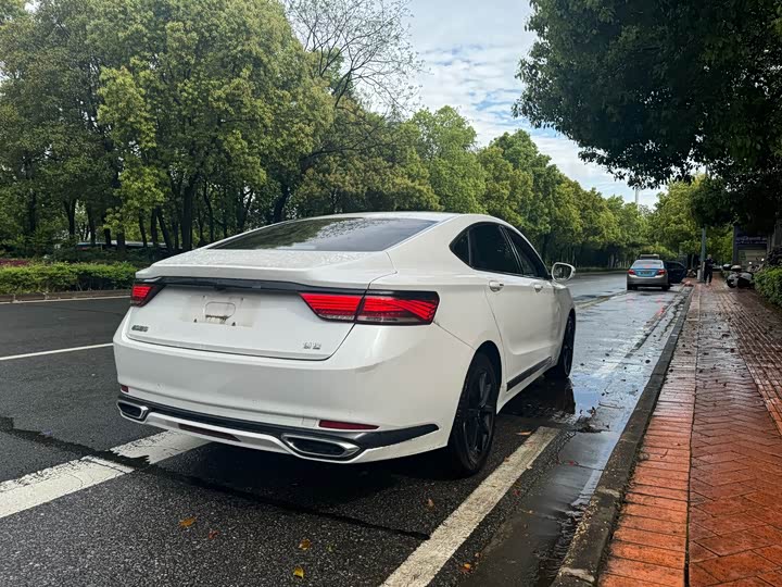 Geely Emgrand GT 2021 2021款 1.8T 领航版+